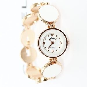 New Girls Round White & Gold Tone Fashion Watch